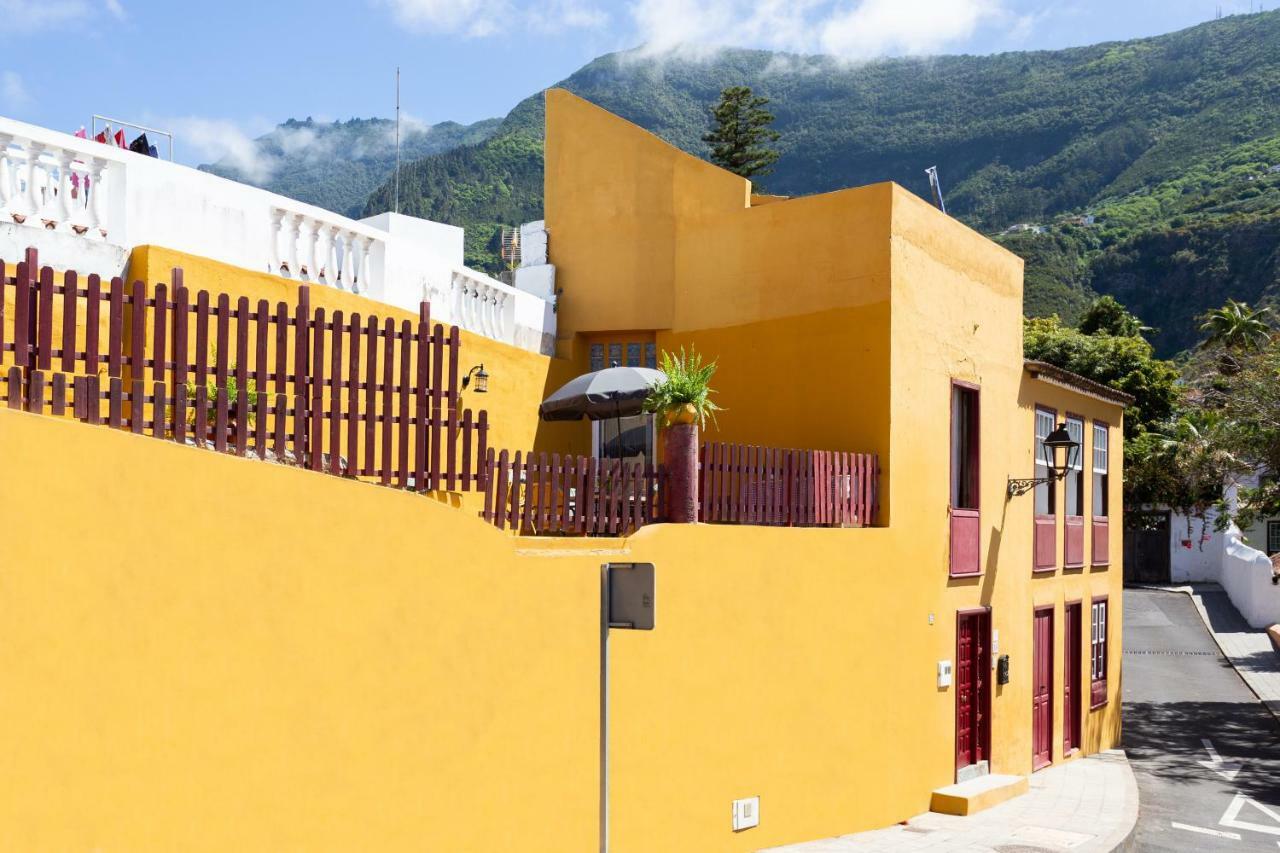 Canarian House With Views And Pool Vakantiehuis Los Realejos
