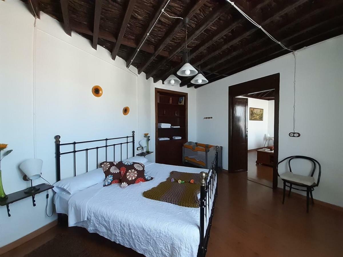 Canarian House With Views And Pool Los Realejos